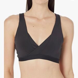 🌸NEW adidas Women’s YOGA ESSENTIAL BRA TRAINING BLACK Sz MEDIUM WITH TAGS.